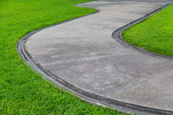 Concrete Sidewalk Construction in Kenner
