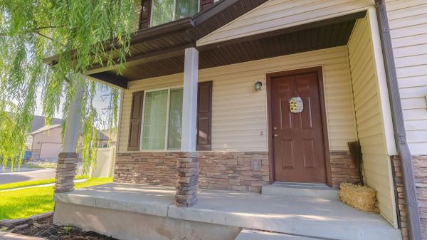 Concrete Porch Installation in Kenner
