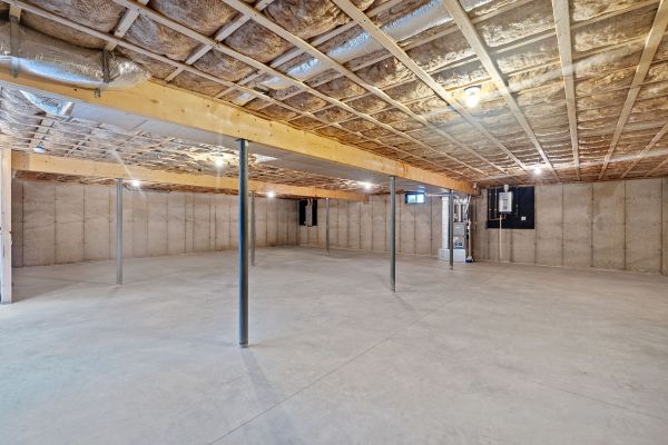 Basement Cement Pouring in Kenner