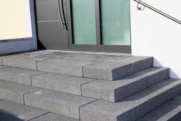 Cost of Custom Steps Installation in Kenner