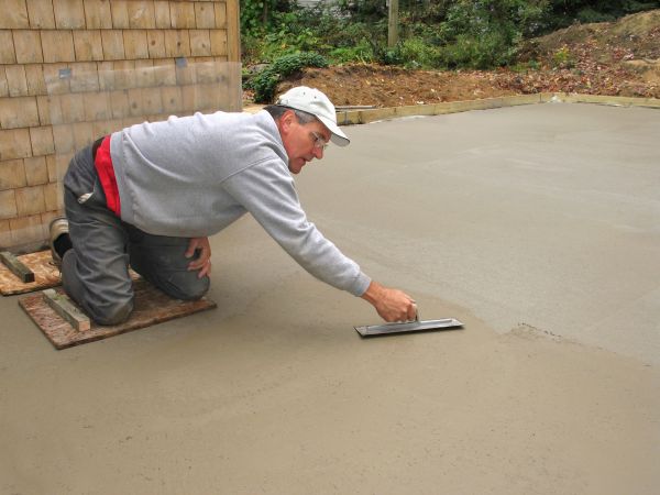 Flat Concrete Installation in Kenner